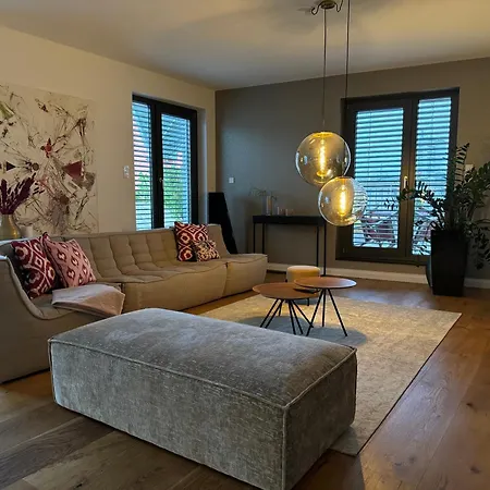 180qm Penthouse Mit Sonnenterrasse Apartment *