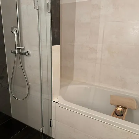 180qm Penthouse Mit Sonnenterrasse Apartment